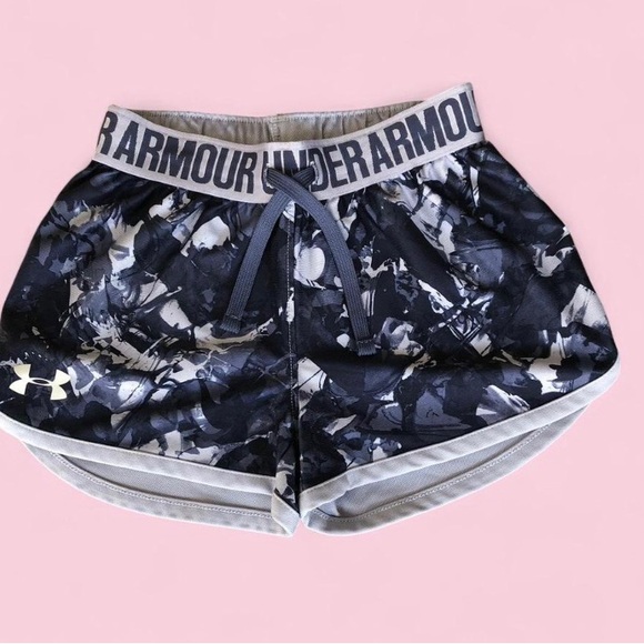 Under Armour Play Up Solid Gym Shorts 1355-555 Girl's YXS Purple - Picture 1 of 7